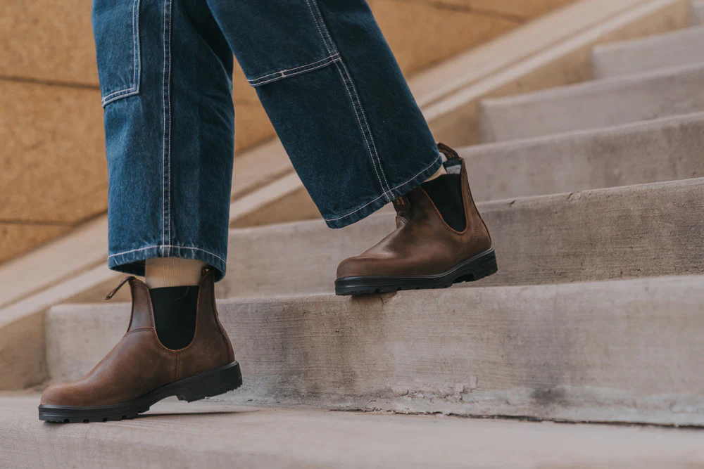 Women's Classics #1609 - Image 12