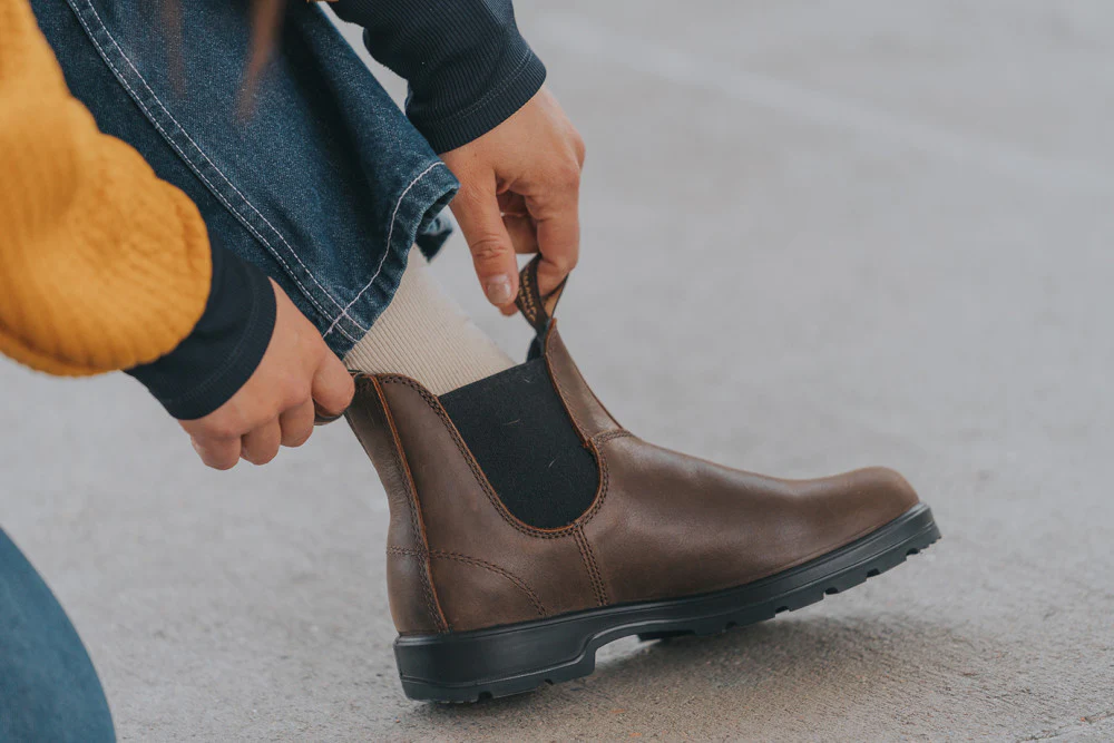 Women's Classics #1609 - Image 14