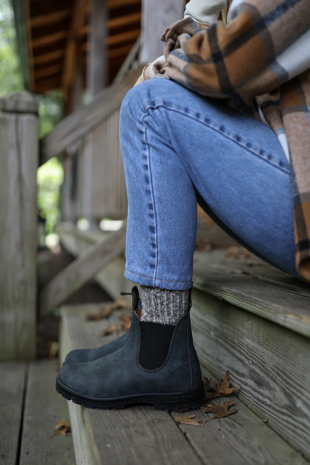 Women's Classics #587 - Image 13