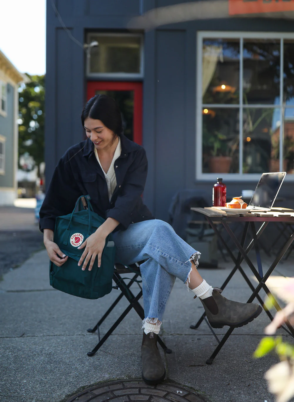 Women's Classics #585 - Image 13