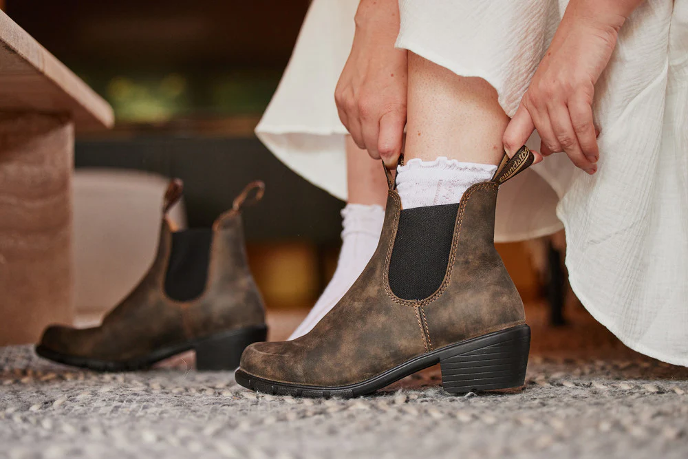 Women's Series #1677 - Image 11